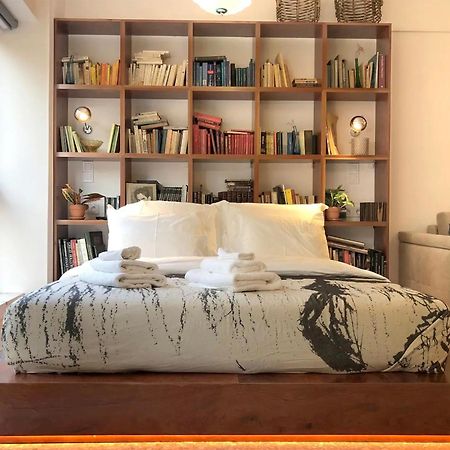 Am16 Suites Атина Екстериор снимка