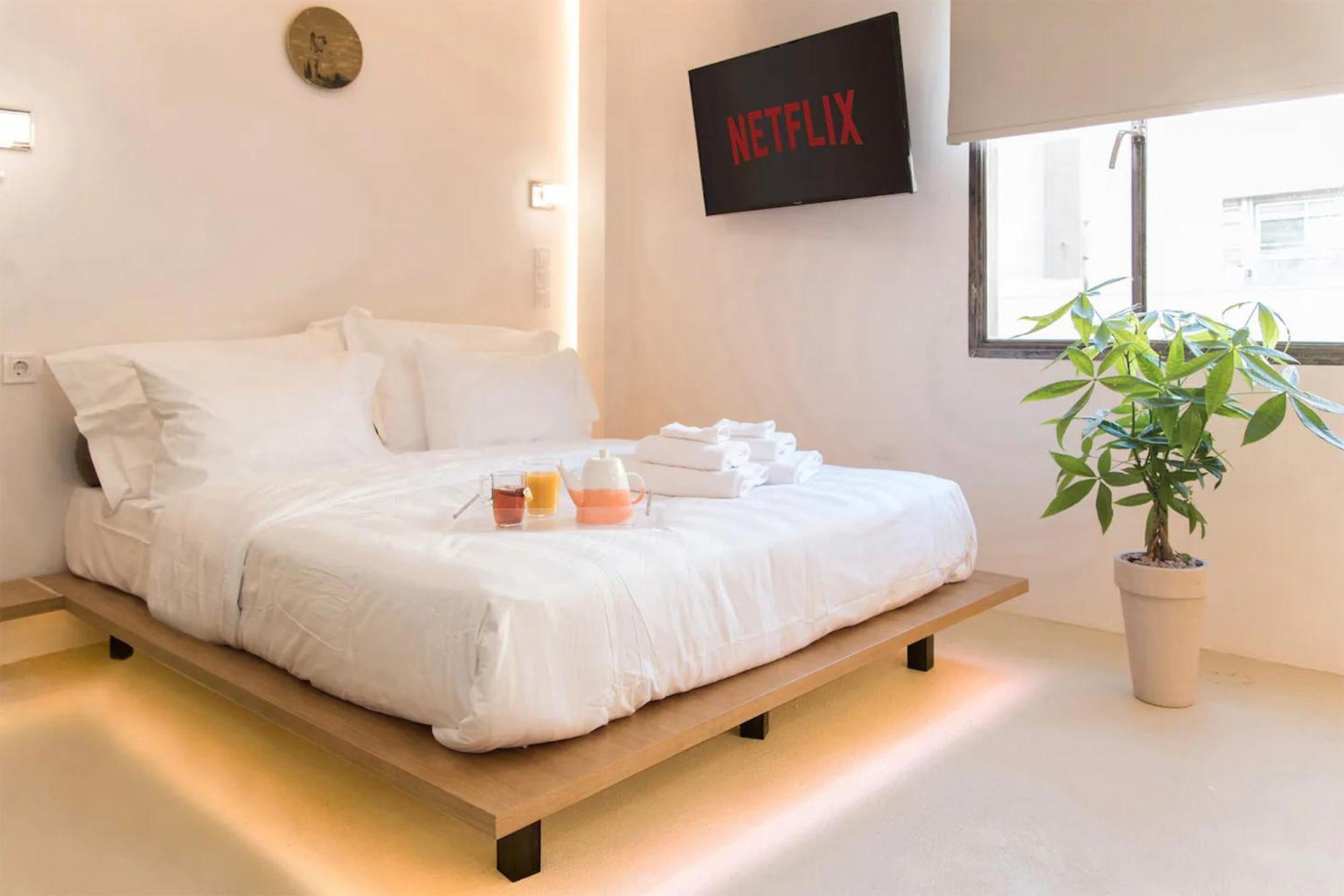 Am16 Suites Атина Екстериор снимка