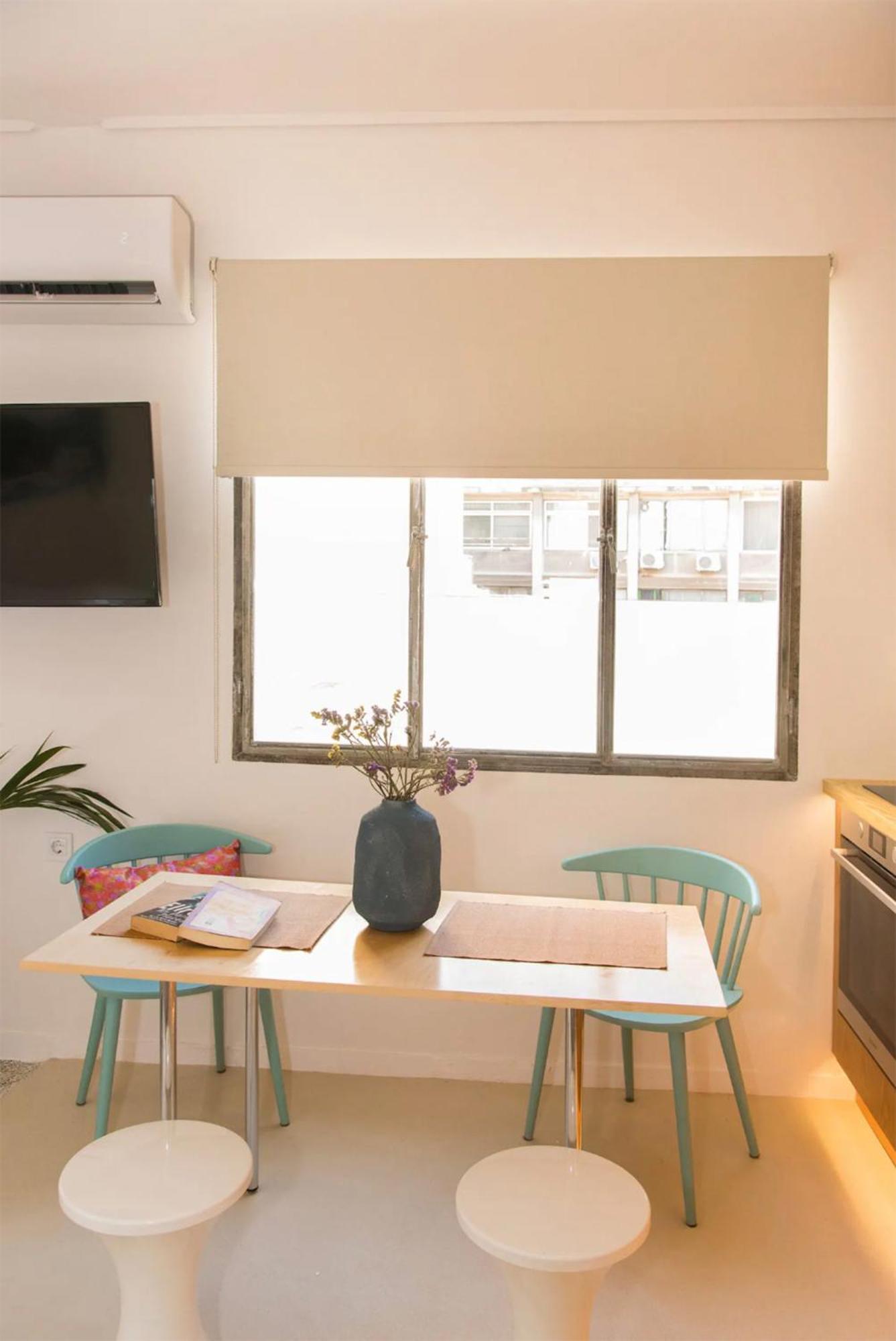 Am16 Suites Атина Екстериор снимка