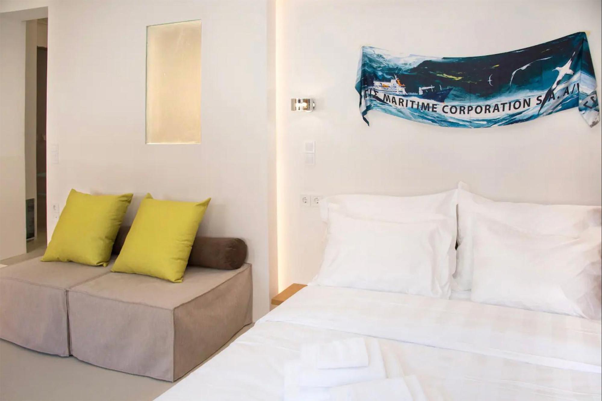 Am16 Suites Атина Екстериор снимка